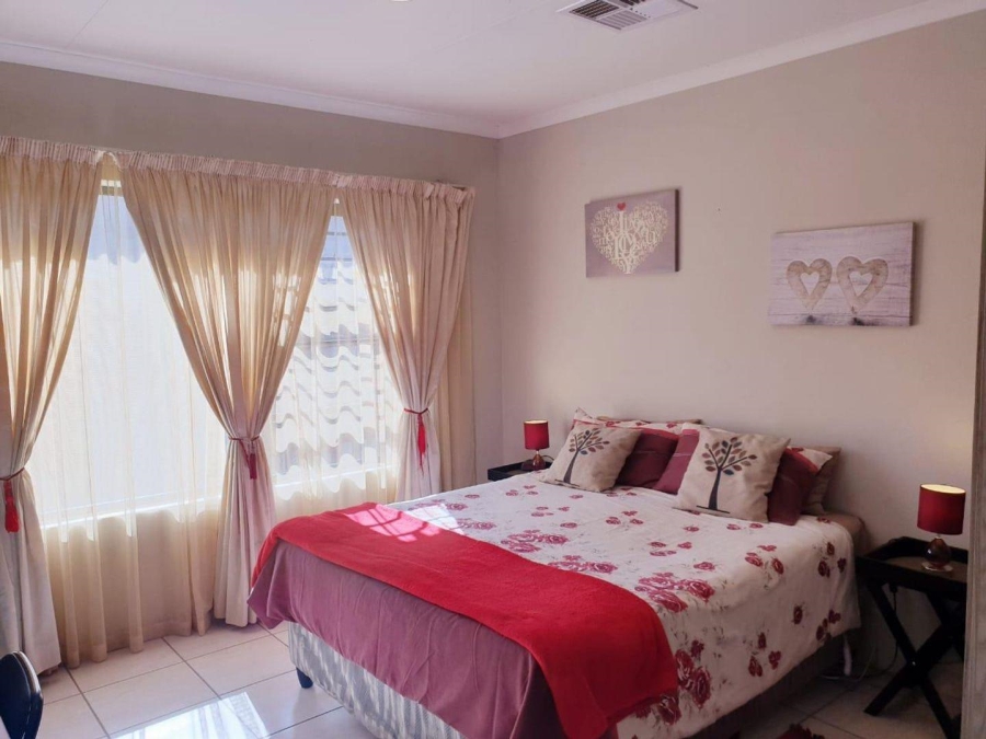 3 Bedroom Property for Sale in Baillie Park North West